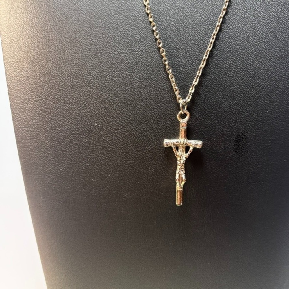Boho‎ Necklace Lot Cross Silvertone Chain